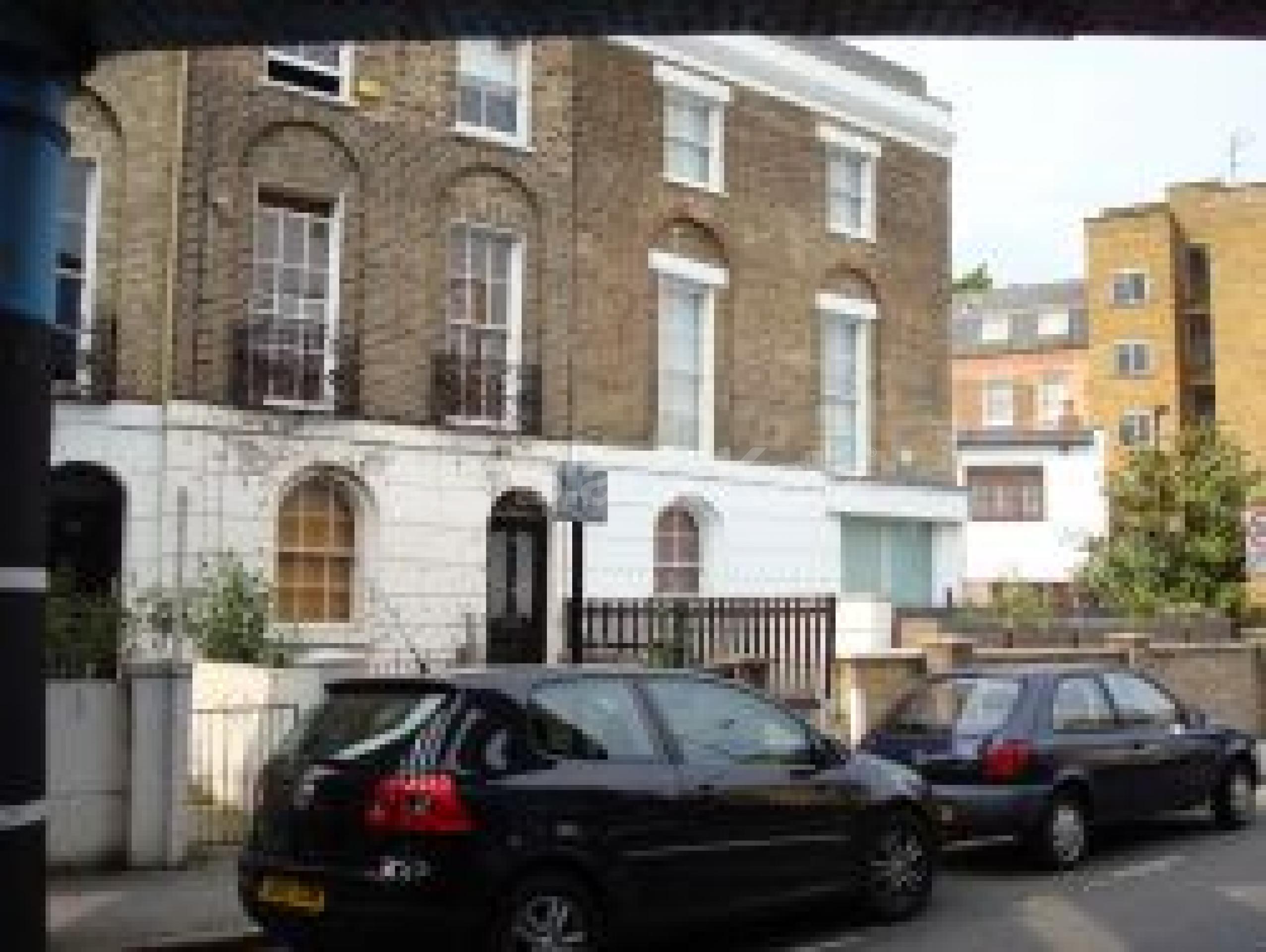 			UNDER OFFER, 1 Bedroom, 1 bath, 1 reception Flat			 Randolph Street, CAMDEN NW1